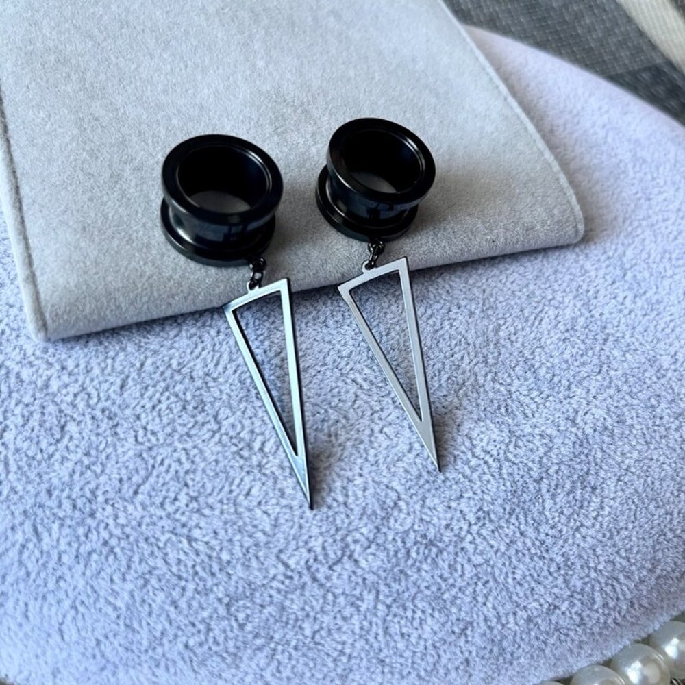 Brand New Stainless steel Ear plug, plug earrings 10mm 12mm 14mm 1222